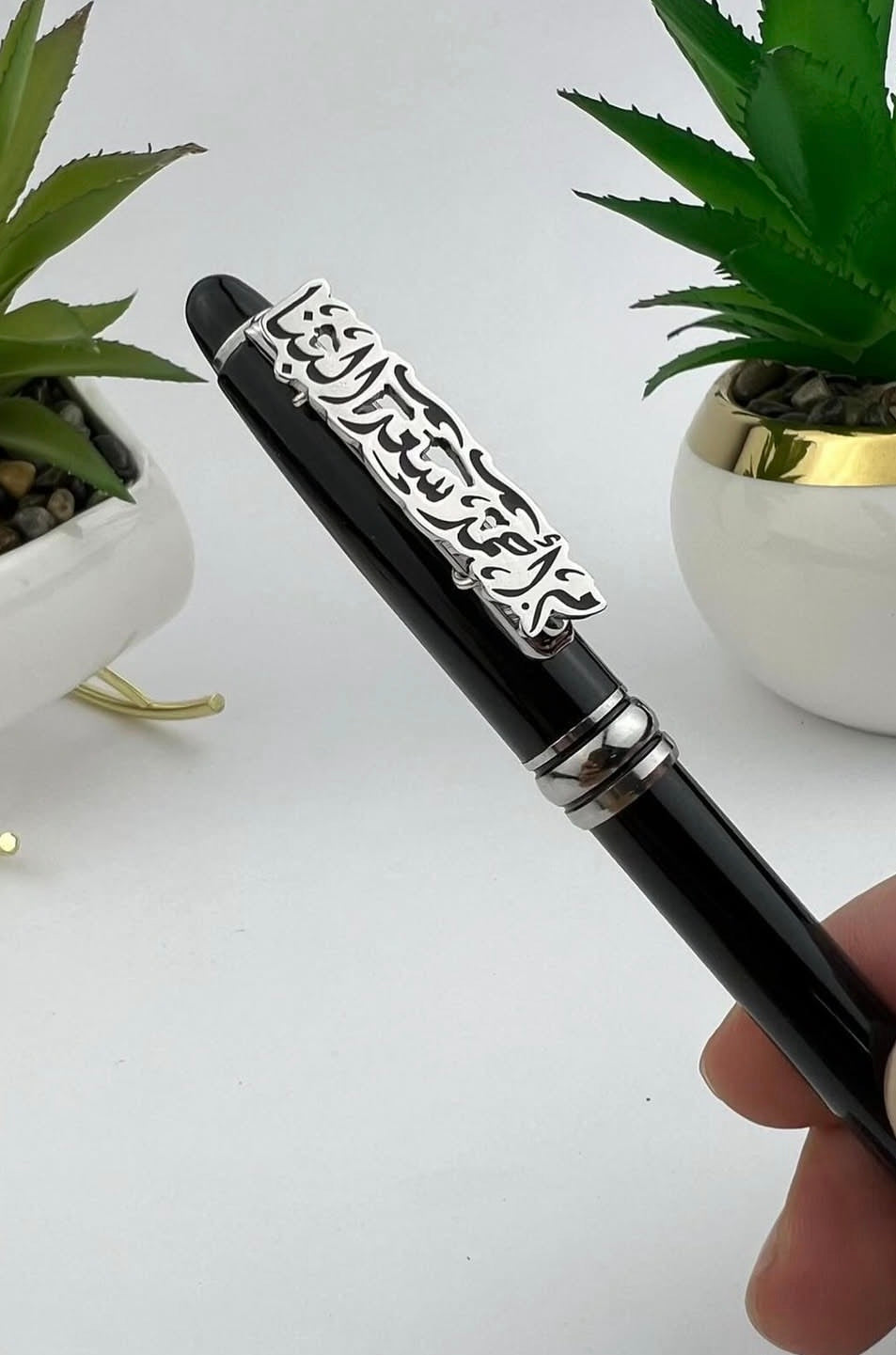 IDENTITY PEN